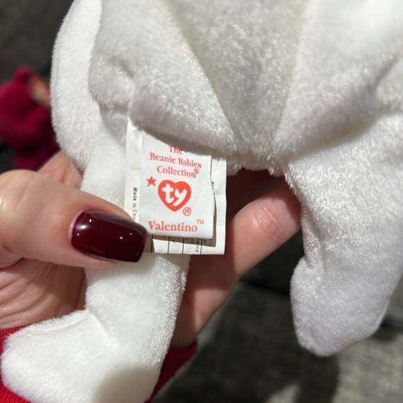 Valentino TY Beanie Babie with tag errors and brown nose and stamped tushtag - Picture 2 of 4